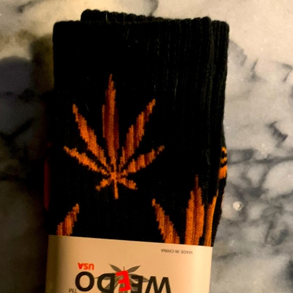 Weed socks. OSFM. - Picture 1 of 5